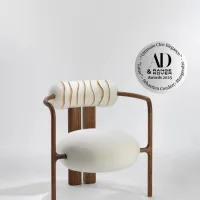 <a href="https://www.galeriegosserez.com/artistes/coudert-maugendre-sebastien.html">Sébastien Coudert-Maugendre</a> - Loire - Fauteuil brodé